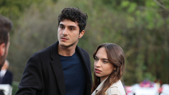 S01E19